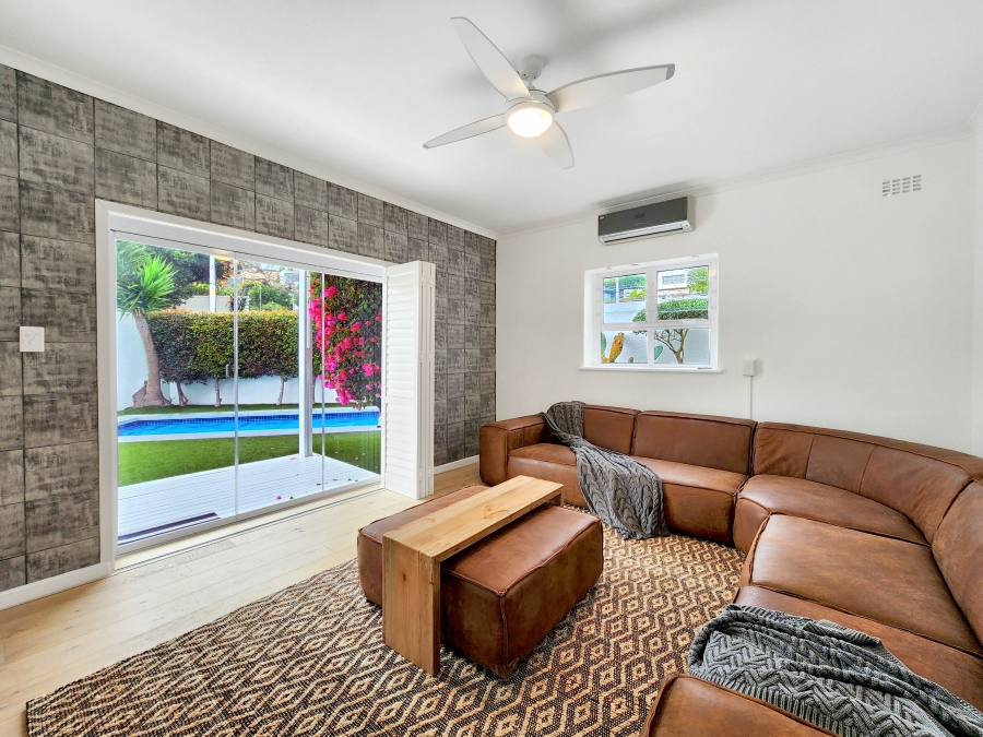 3 Bedroom Property for Sale in Camps Bay Western Cape